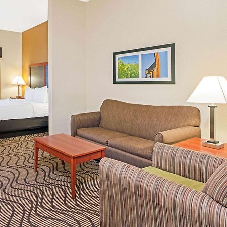 La Quinta By Wyndham Midwest City - Tinker Afb Bagian luar foto